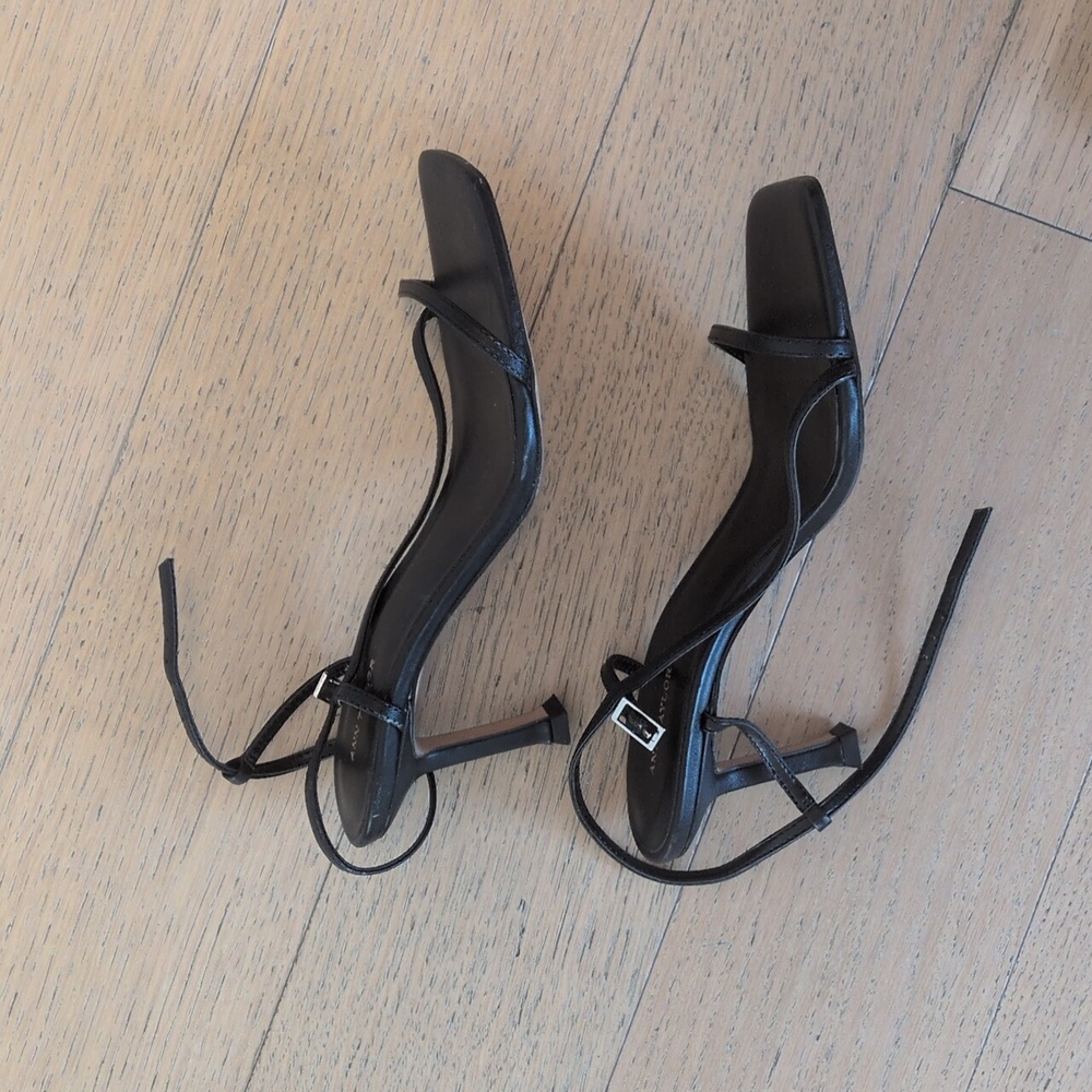 Ann Taylor Elegant Black Leather Strappy Heels - Picture 3 of 3